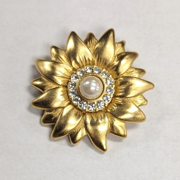 Swarovski Jewelry - Swarovski Sunflower Brooch